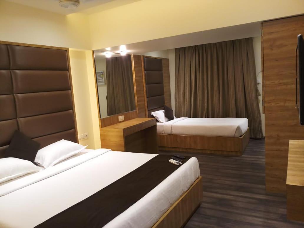 Hotel Heritage Dakshin Наві-Мумбаї Екстер'єр фото